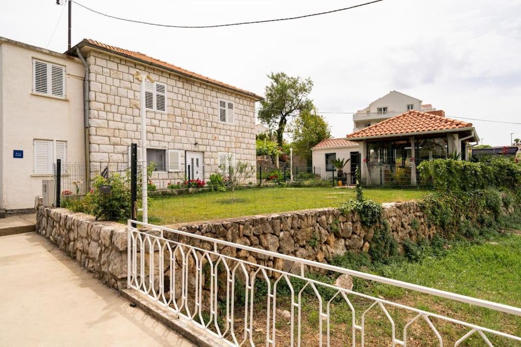 Suite By The Beach For 2 Cavtat Eksteriør billede